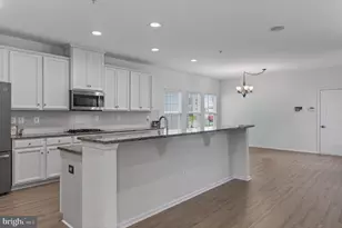 1423 Village Green Way, Brunswick, MD 21716 - Photo 18