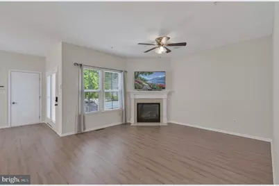 1423 Village Green Way, Brunswick, MD 21716 - Photo 24