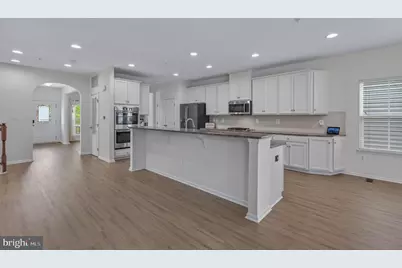 1423 Village Green Way, Brunswick, MD 21716 - Photo 16
