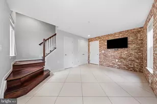 1402 Wheyfield Dr, Frederick, MD 21701 - Photo 6