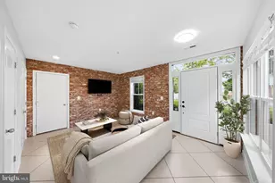 1402 Wheyfield Dr, Frederick, MD 21701 - Photo 4