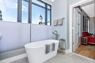 210 E 2nd St, Frederick, MD 21701 - Photo 34