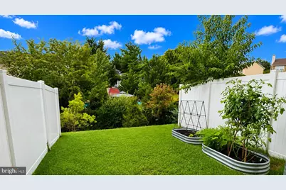 408 Pemberton Park Lane, Frederick, MD 21703 - Photo 2