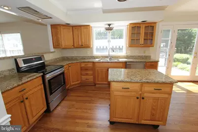 8102 Claiborne Court, Frederick, MD 21702 - Photo 6