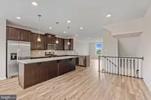 5903 Garden Walk Dr, Frederick, MD 21703 - Photo 12