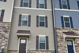 5903 Garden Walk Dr, Frederick, MD 21703 - Photo 2
