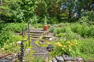7309 Westwood Dr, Frederick, MD 21701 - Photo 12