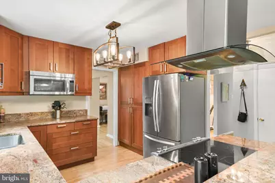 7309 Westwood Drive, Frederick, MD 21701 - Photo 4