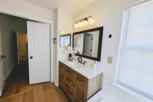 1904 Fieldstone Way, Frederick, MD 21702 - Photo 4