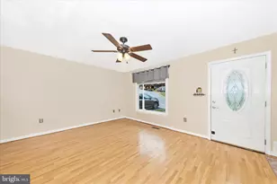 10641 Old Barn Ct, New Market, MD 21774 - Photo 4