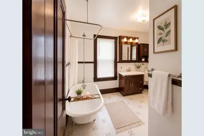 8 N Virginia Avenue, Brunswick, MD 21716 - Photo 16