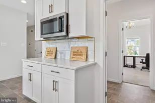 2754 Hillfield Dr, Frederick, MD 21702 - Photo 24