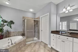 4104 Brushfield Dr, Frederick, MD 21704 - Photo 18