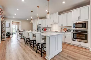 388 Crown Pt Dr, Frederick, MD 21702 - Photo 6