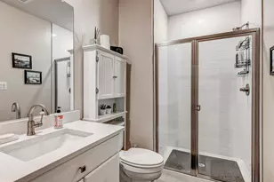 388 Crown Pt Dr, Frederick, MD 21702 - Photo 20