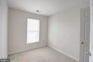 586 Eisenhower Dr, Frederick, MD 21703 - Photo 14