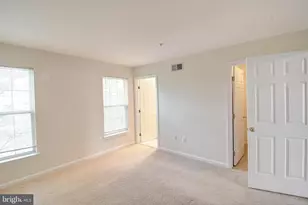 586 Eisenhower Dr, Frederick, MD 21703 - Photo 10