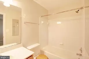 586 Eisenhower Dr, Frederick, MD 21703 - Photo 18