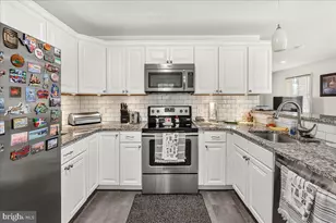 504 E F St, Brunswick, MD 21716 - Photo 14