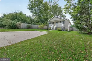 504 E F St, Brunswick, MD 21716 - Photo 1