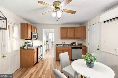 205 W B Street, Brunswick, MD 21716 - Photo 8