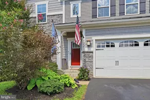1221 Long Farm Ln, Brunswick, MD 21716 - Photo 2