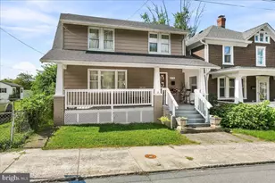 614 Brunswick St, Brunswick, MD 21716 - Photo 2