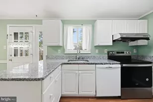 1747 Hillmeade Square, Frederick, MD 21702 - Photo 20