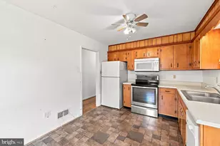 802 Young Pl, Frederick, MD 21702 - Photo 14