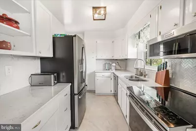 902 Pine Avenue, Frederick, MD 21701 - Photo 10