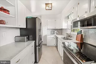 902 Pine Ave, Frederick, MD 21701 - Photo 10