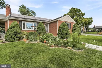 902 Pine Avenue, Frederick, MD 21701 - Photo 2
