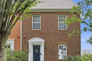 1728 Derrs Square E, Frederick, MD 21701 - Photo 26