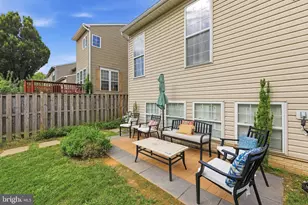 1728 Derrs Square E, Frederick, MD 21701 - Photo 8