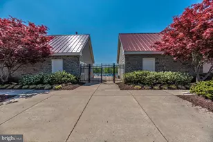 1728 Derrs Square E, Frederick, MD 21701 - Photo 20