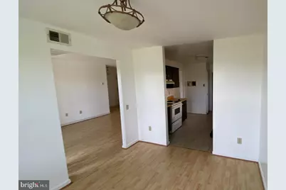 1403 Key Parkway #201, Frederick, MD 21702 - Photo 4