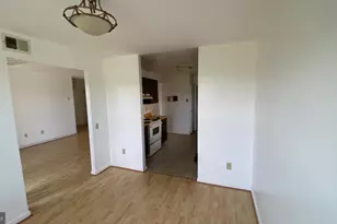 1403 Key Pkwy, Frederick, MD 21702 - Photo 4