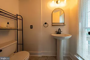 236 S Carroll St, Frederick, MD 21701 - Photo 8