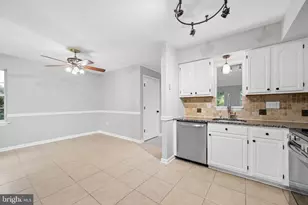 9115 Ridgefield Ln, Frederick, MD 21701 - Photo 18