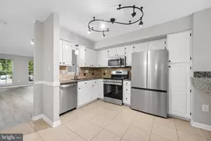9115 Ridgefield Ln, Frederick, MD 21701 - Photo 16