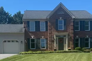 602 Deer Hollow Dr, Mount Airy, MD 21771 - Photo 1