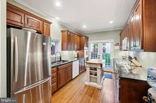 225 Center St, Frederick, MD 21701 - Photo 10