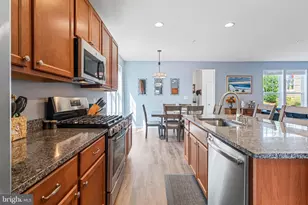 8432 Cliffview Ln, Frederick, MD 21704 - Photo 12