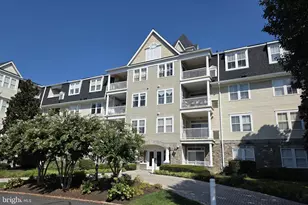 2520 Waterside Dr, Frederick, MD 21701 - Photo 2