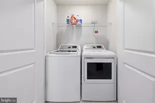 6042 Forum Sq, Frederick, MD 21703 - Photo 36