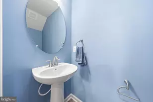 6042 Forum Sq, Frederick, MD 21703 - Photo 18