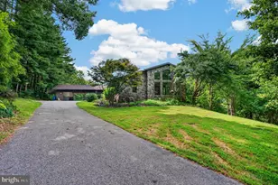 4513 Timbery Dr, Jefferson, MD 21755 - Photo 2
