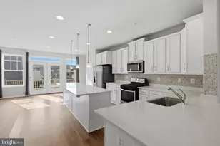5818 Imperial Dr, Frederick, MD 21703 - Photo 2