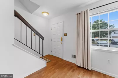 6842 Acacia Court, Frederick, MD 21703 - Photo 4