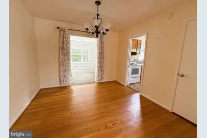 912 Shawnee Drive, Frederick, MD 21701 - Photo 6